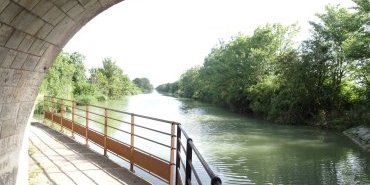 Canal from Marans to La Rochelle