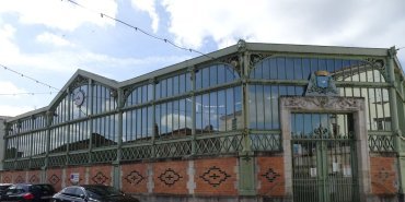 Marans, the market hall