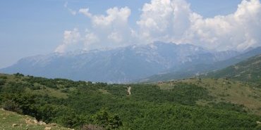 Près de la frontière