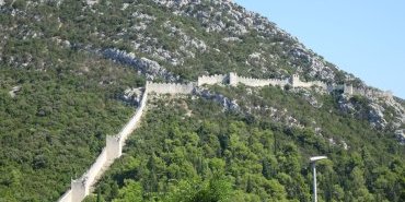 Ston, une muraille de 5km de long