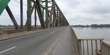 Départ de Belgrade, pas de trottoir avant ce pont très roulant