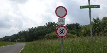 Juste avant d'arriver je croise la piste cyclable