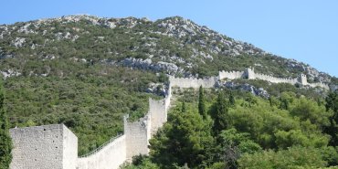 Ston, une muraille de 5km de long