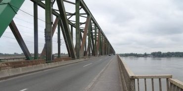 Départ de Belgrade, pas de trottoir avant ce pont très roulant