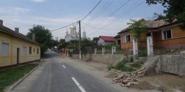 Une rue d'Harsova, près de l'glise