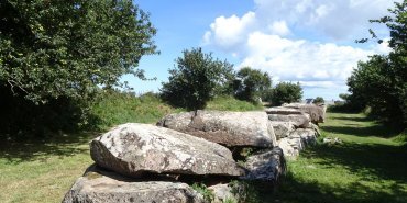 Dolmen melus, Loguivy de la Mer