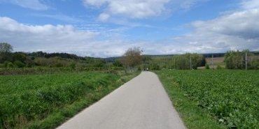 Une magnifique piste cyclable en dehors des grands axes