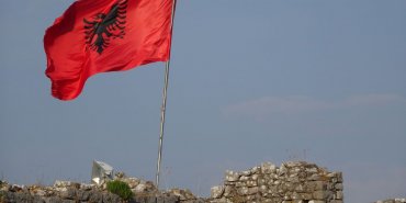 Albanese flag