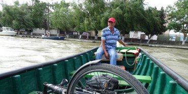 Crossing the Danube with my bike